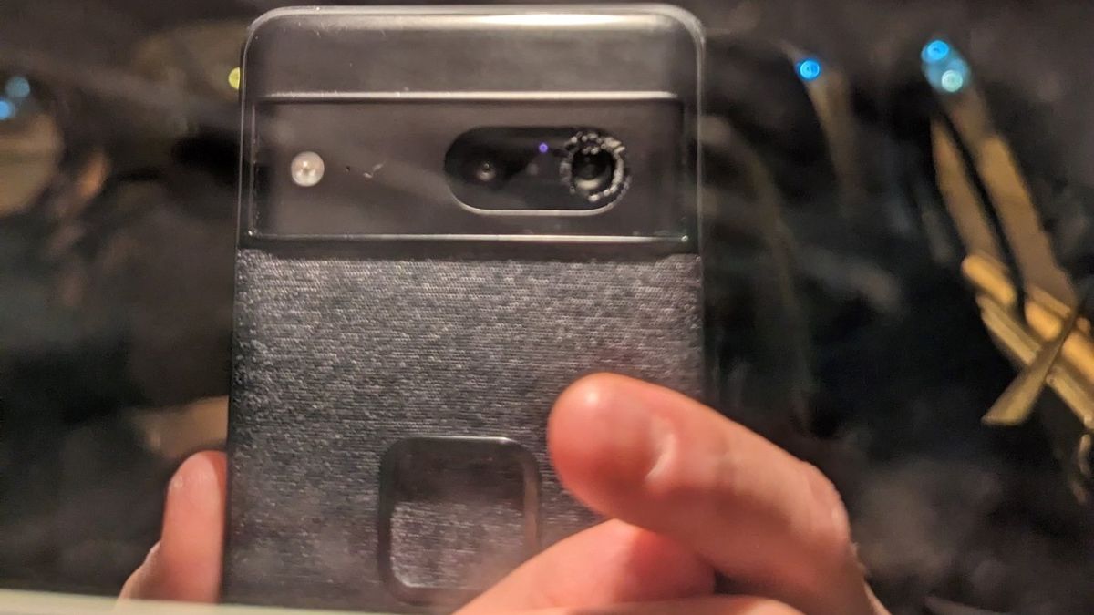 pixel 7 camera glass broken