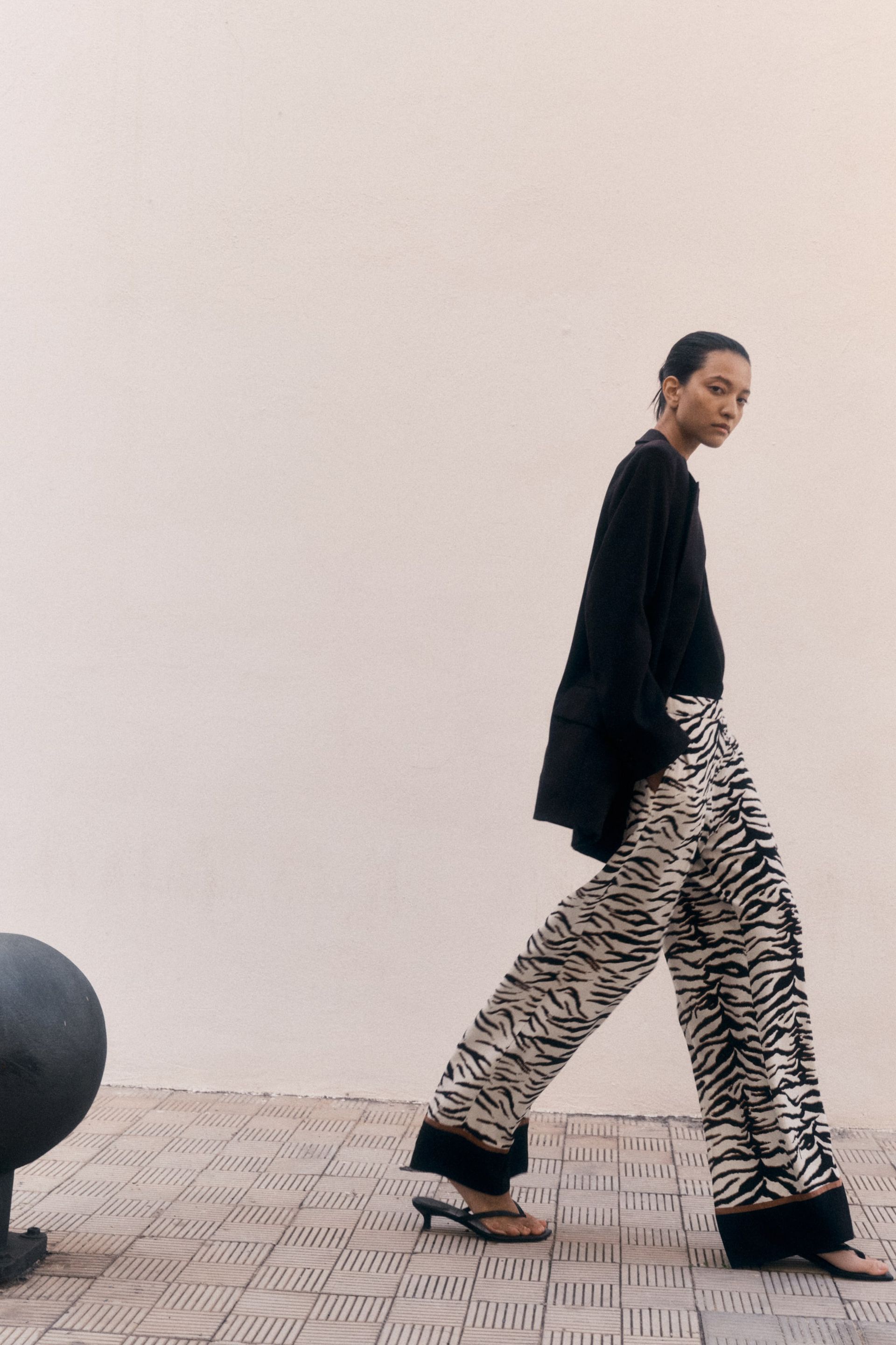 Wide-Leg Pants - Cream/zebra Print