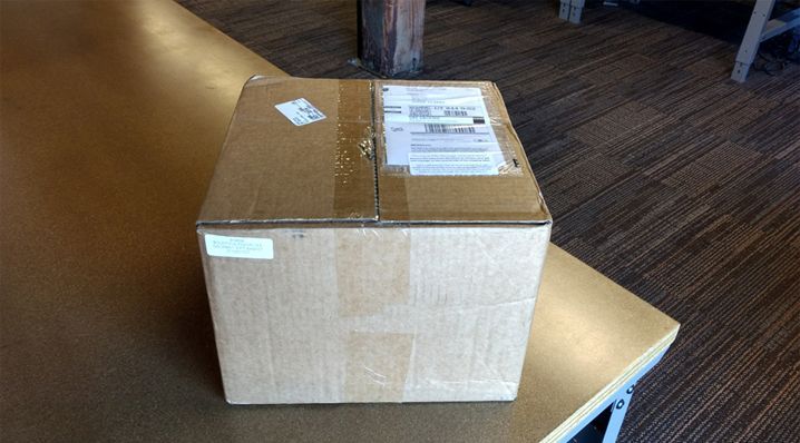 There were no cosmetic or structural damages to the box that this basket came in.