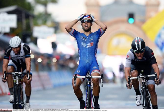 Nacer Bouhanni (FDJ) wins Giro d'Italia stage 4