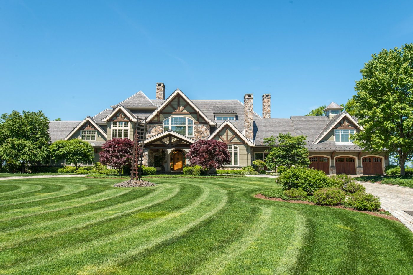 Available-at-the-guide-price-of-28500000-USD-through-Sothebys-International-Realty-Greenwich-Brokerage-29-scaled-e1585908638627.jpg