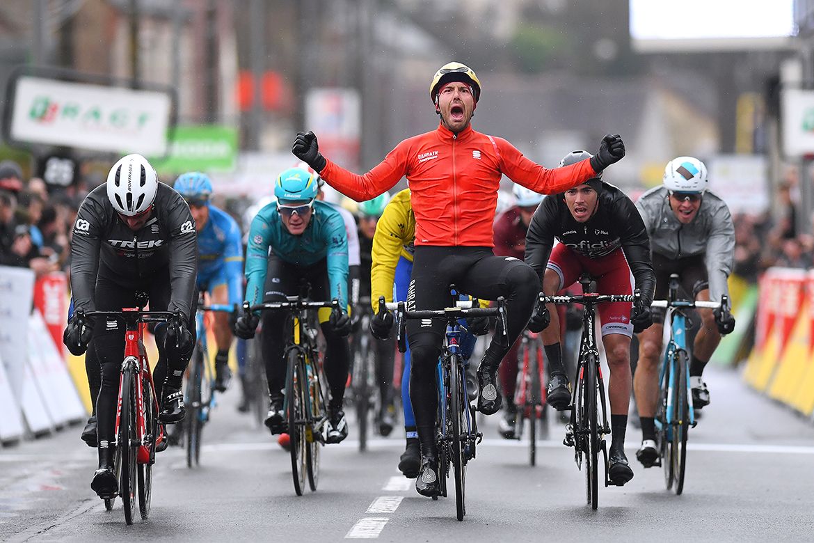 Sonny Colbrelli roars with delight at his victory