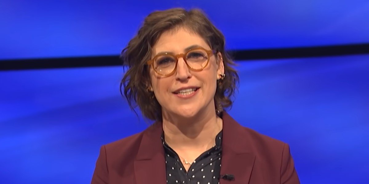 mayim bialik closing out jeopardy episode as guest host