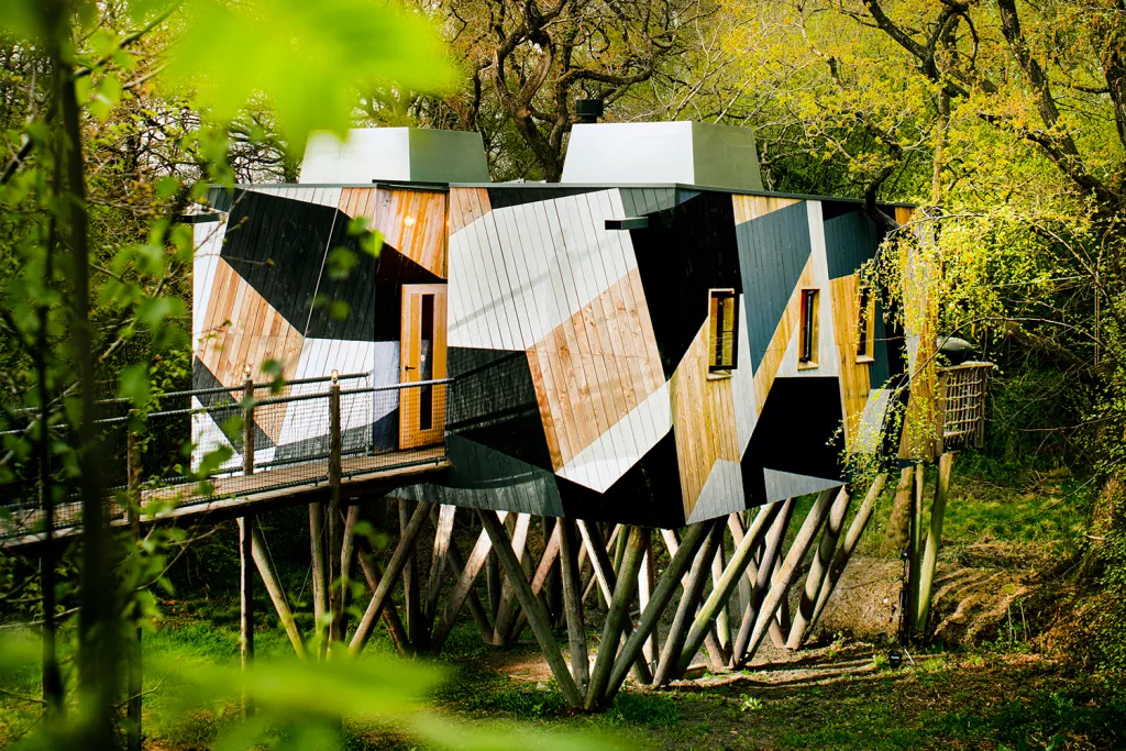 Guy Mallinson created Mallinson's Woodland Retreat