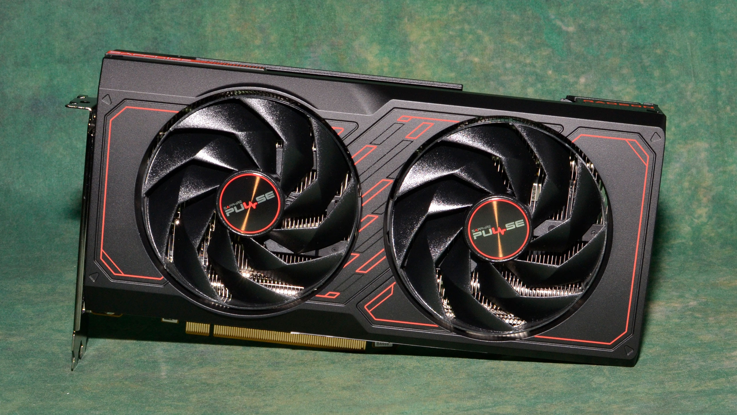 AMD Radeon RX 7600 Review