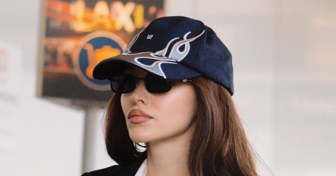 Dove Cameron Wore a Cool Airport Outfit For Fall 2025