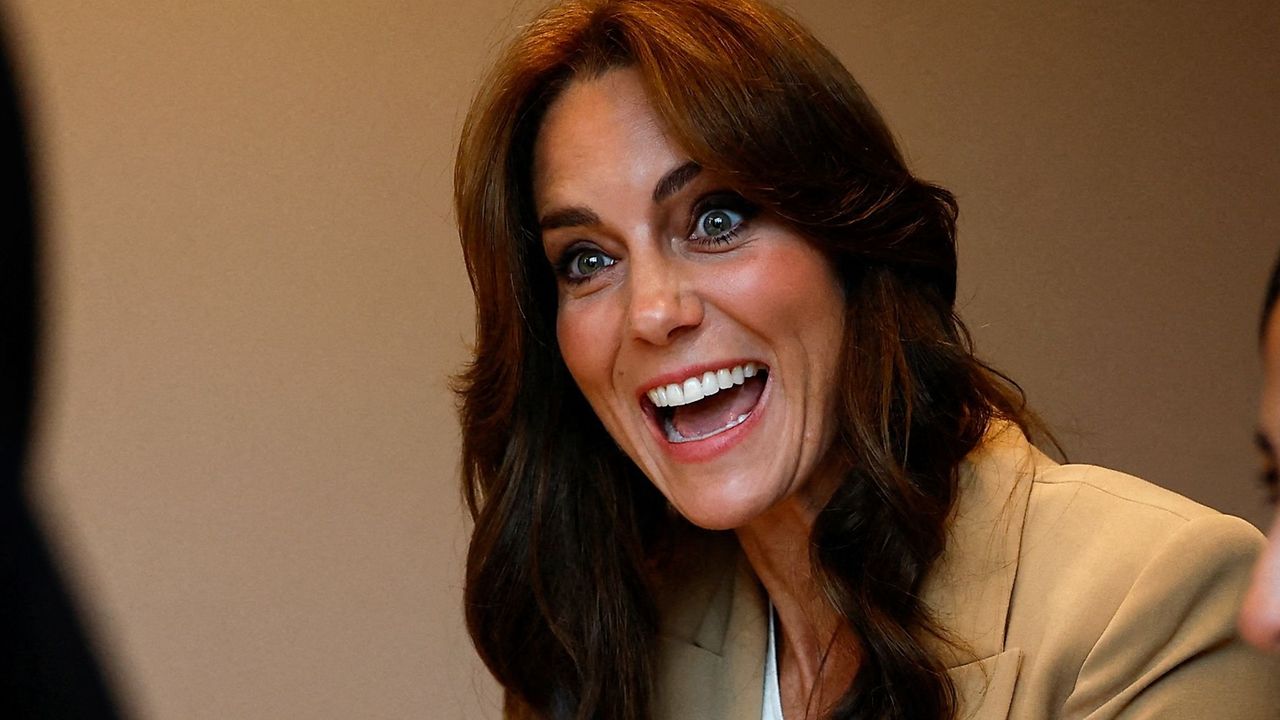 Kate Middleton camel flares