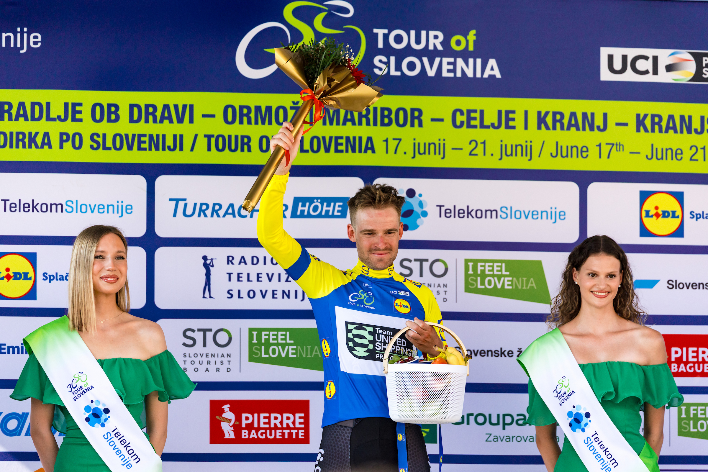 Du&scaron;an Rajović (Solution Tech NIPPO Rali) on the podium