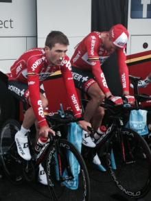 Maxime Monfort (Lotto-Belisol) warms up