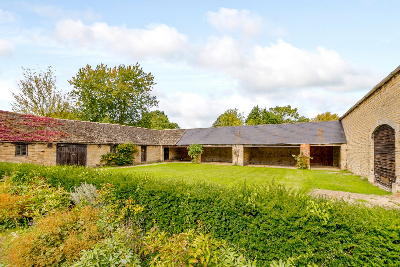 Manor-House-Glinton-listed-farm-buildings-e1553080437533.jpg