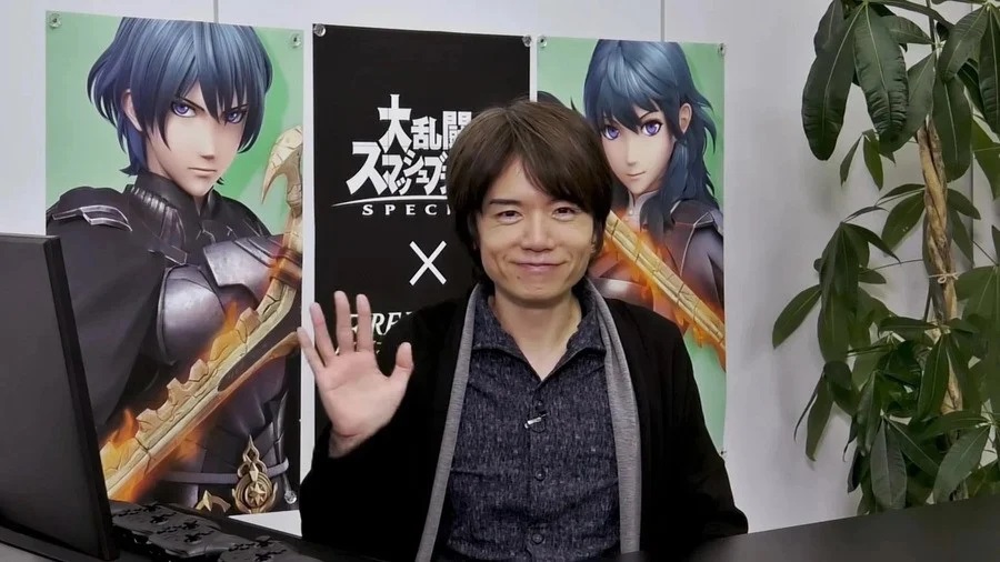 Sakurai winkt