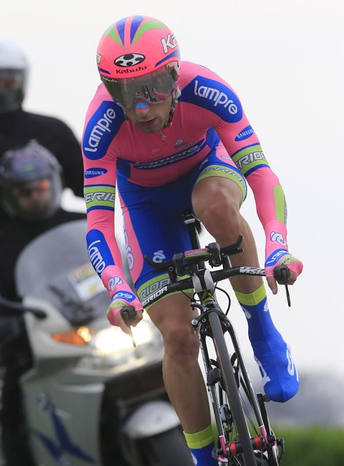 Race leader Diego Ulissi opted for his Lampre-Merida skinsuit for the time trial