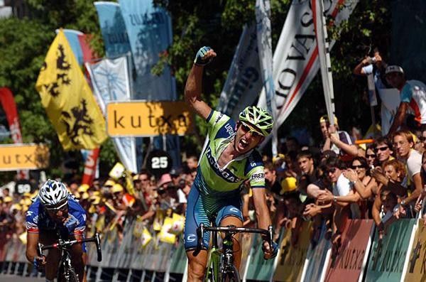 Leonardo Bertagnolli (Liquigas) takes la Cl&aacute;sica San Sebasti&aacute;n.