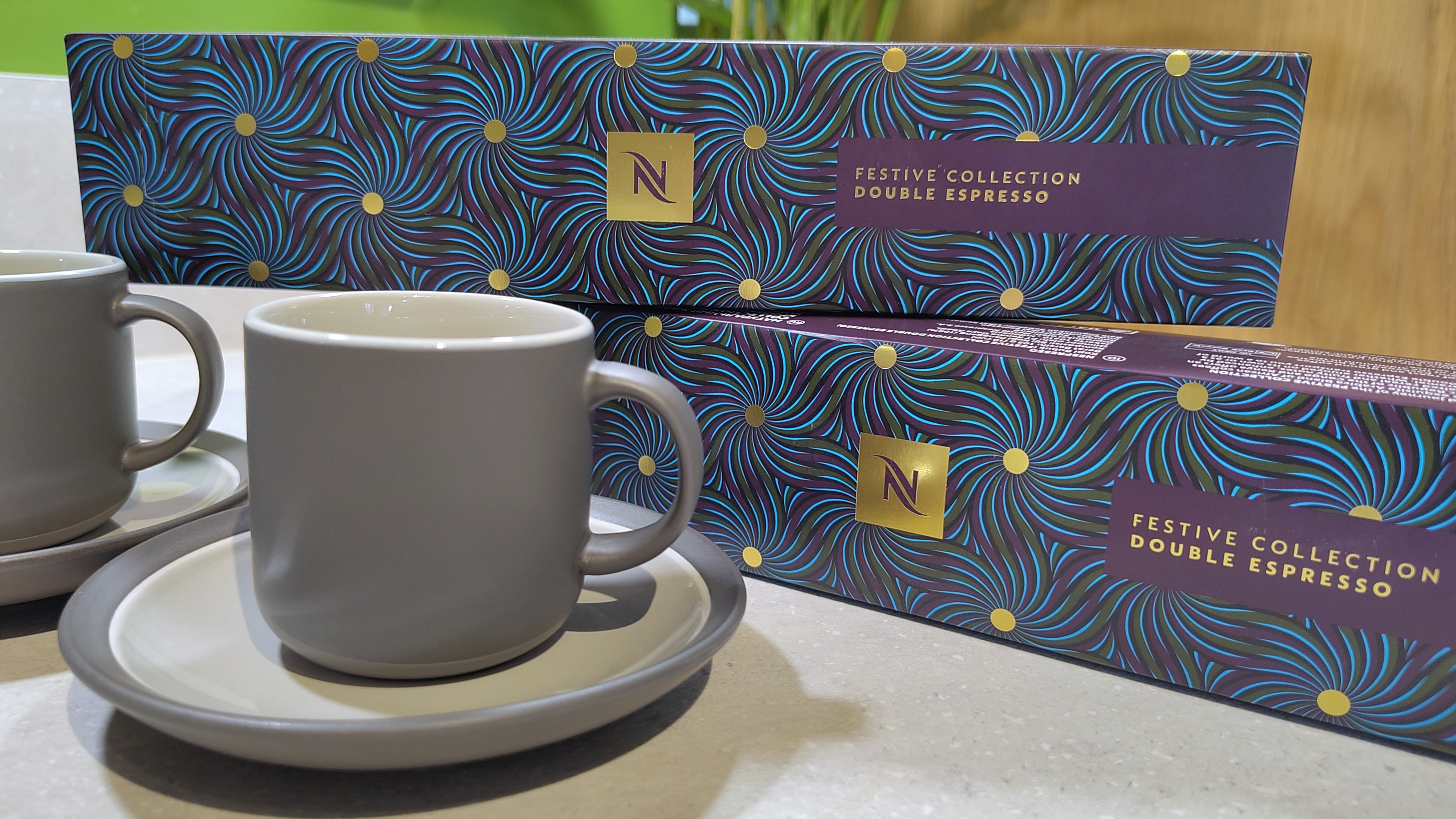 Nespresso Festive Collection Double Espresso capsules with espresso cups