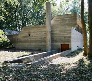 Van Wassenhove House by Juliaan Lampens