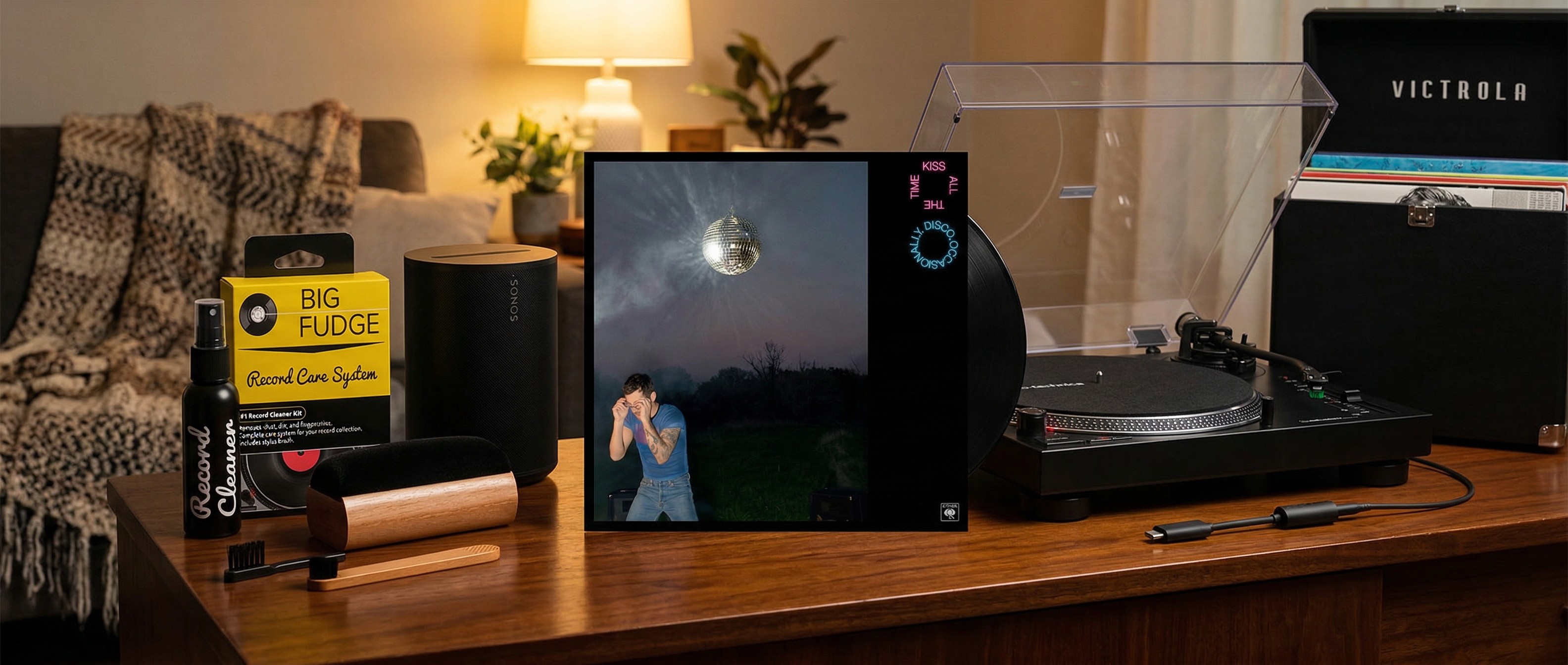 Record player setup Harry Styles Kiss All The Time. Disco, Occasionally 