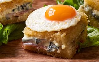 Mini croque madame recipe with Saint Agur cheese