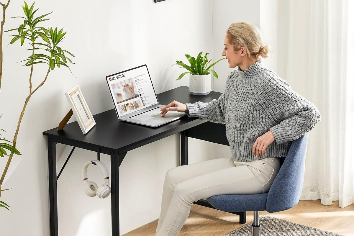 at-under-40-this-is-probably-the-cheapest-office-desk-deal-worth