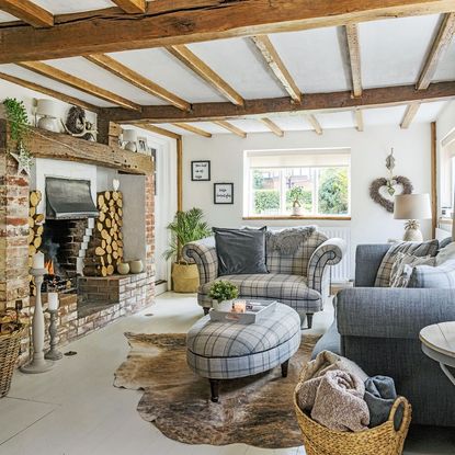 Take a turn around this medieval cottage in East Sussex – House tour ...