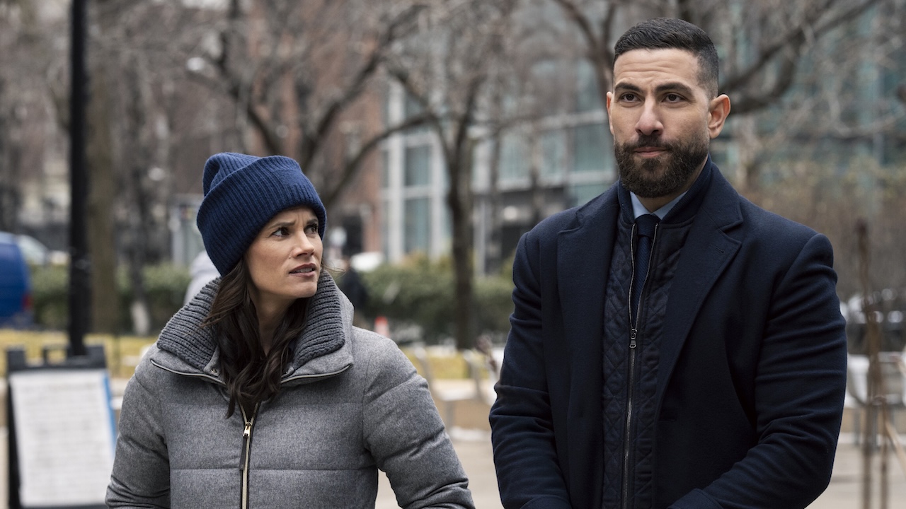 Maggie looking up at OA in FBI Season 8x17