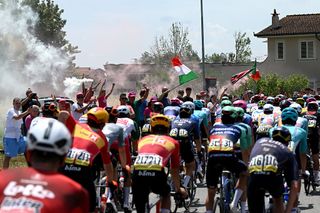 Giro d'Italia stage 11 LIVE: Battle to get into the breakaway rages on day for the puncheurs 