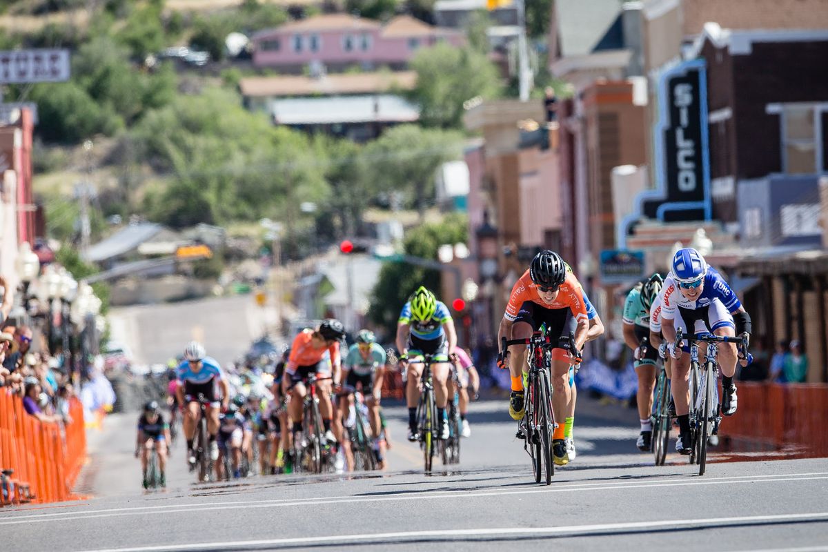 The women sprint for the line