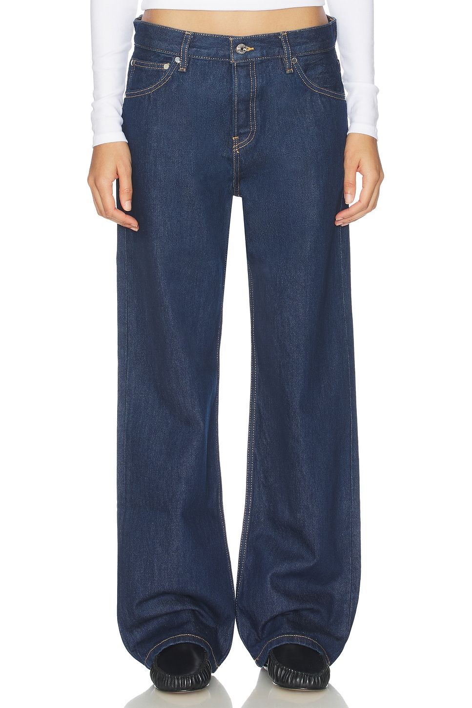 Mid Rise Baggy Jeans