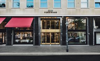Entrance of hotel Grand Ferdinand
