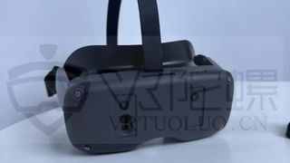 VR-headset van zwart plastic