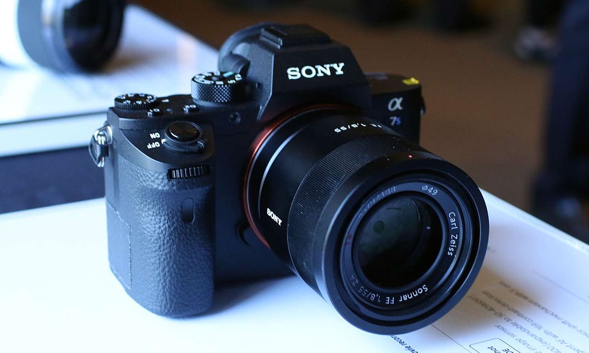 Sony A7S II Hands-on: Tiny Body, Smooth 4K Video | Tom's Guide