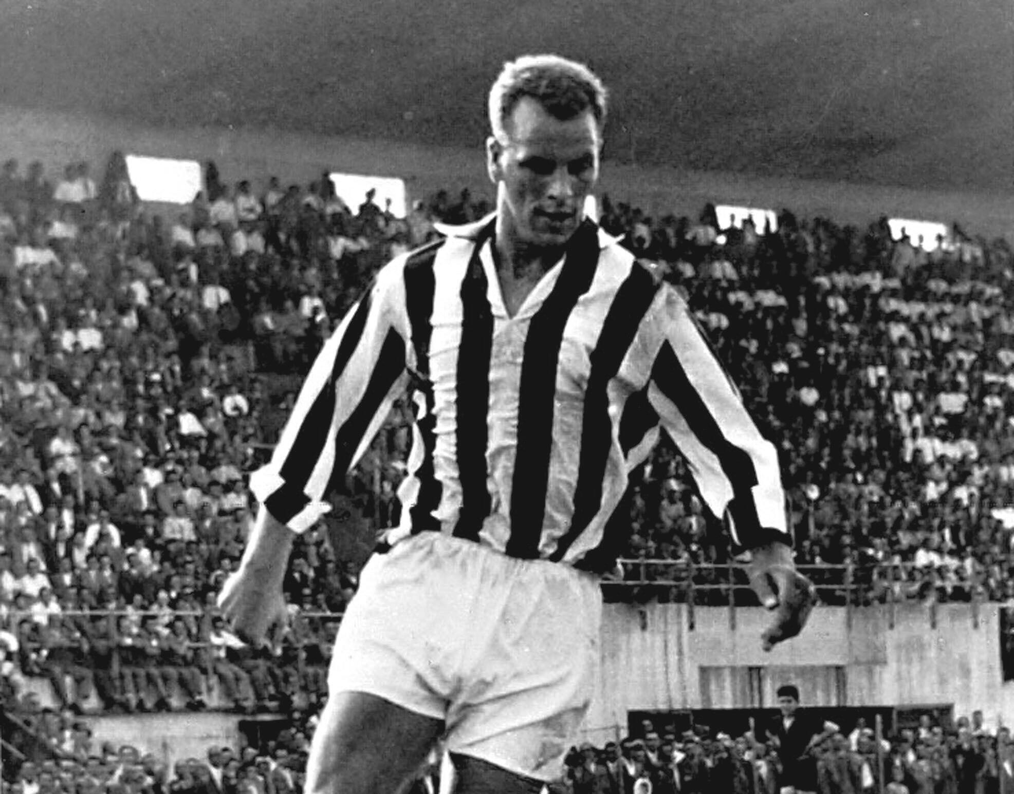 John Charles playing for Juventus, 1957