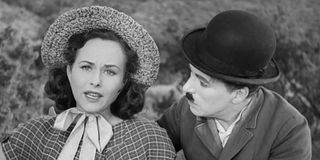 Paulette Goddard and Charlie Chaplin in Modern Times