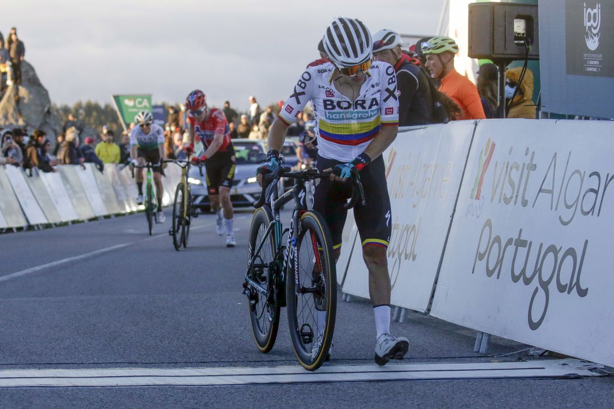 Volta ao Algarve 2022 48th Edition 2nd stage Albufeira Foia Monchique 1824 km 17022022 Sergio Higuita COL Bora Hansgrohe photo Paola FontanaSprintCyclingAgency2022