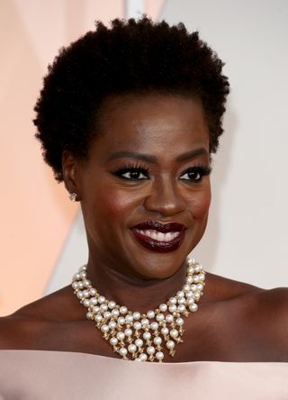 Viola Davis arrives at the 87th Annual Academy Awards at Hollywood & Highland Center on February 22, 2015 in Los Angeles, California