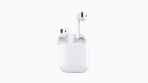 Grunde praktiseret Spædbarn Apple AirPods (2019) review | What Hi-Fi?