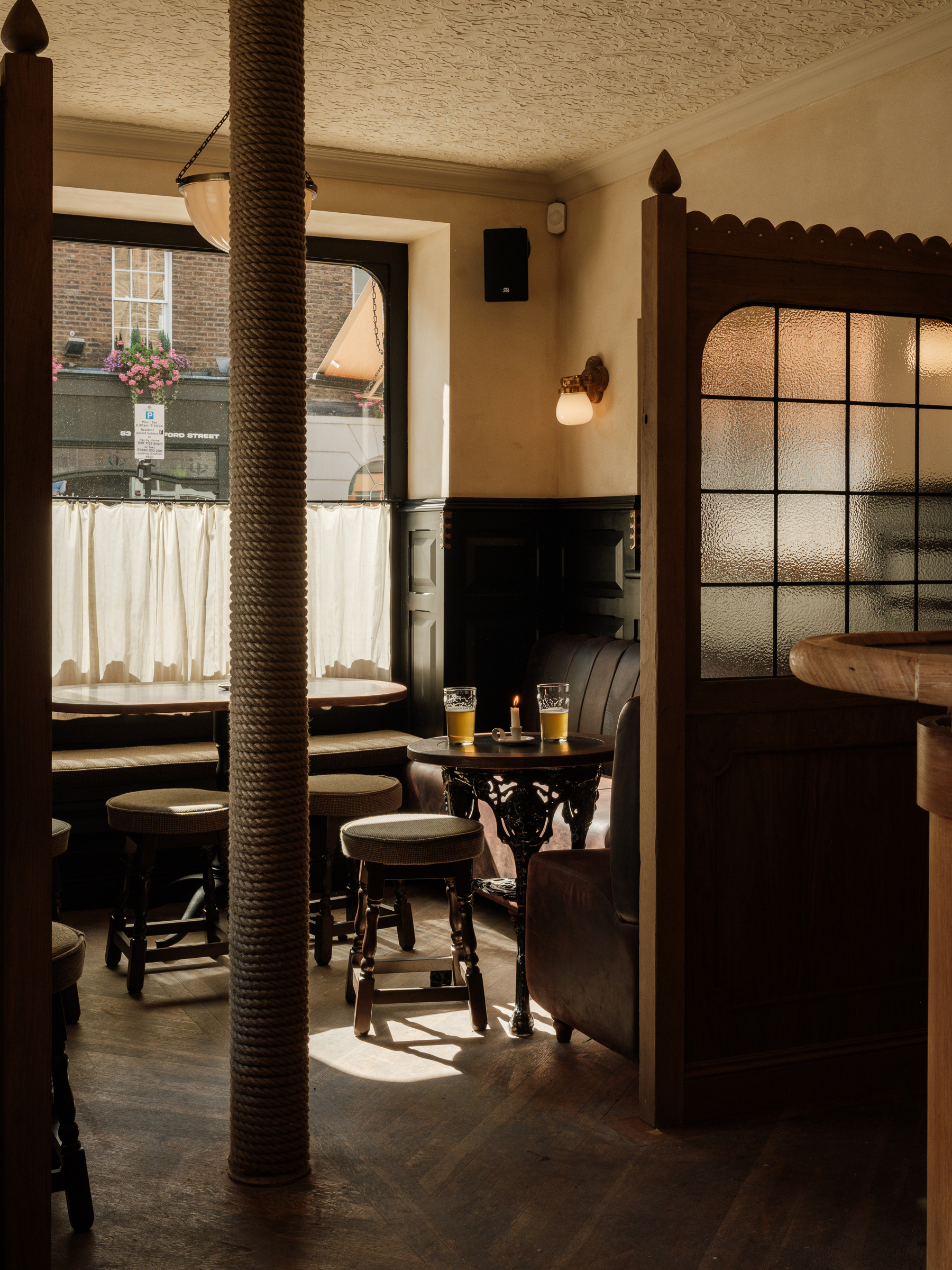 the hart public house london review
