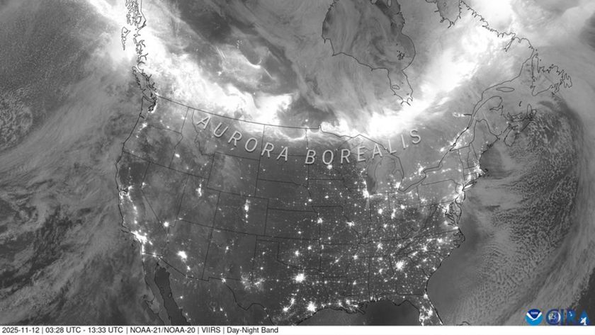 A grayscale map of the US and Canada showing lights where auroras occurred, with a giant light ribbon at the top over Canada.