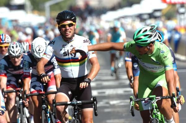 World Champion Mark Cavendish (Team Sky) wins in Paris for the fourth time