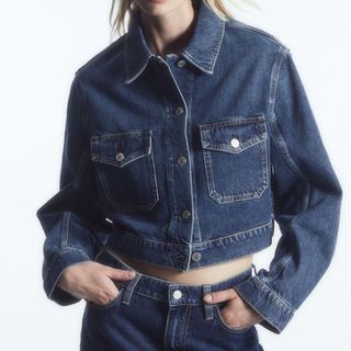 model wearing Cos Cropped denim Jacket