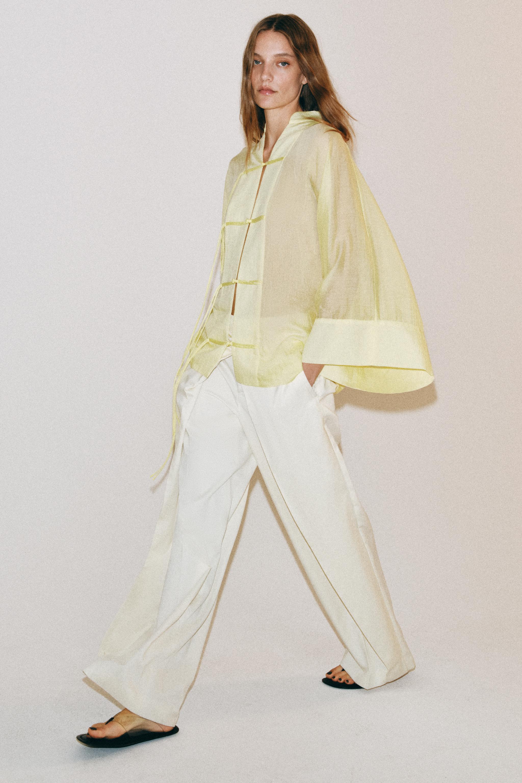 Flowy Fireman Clasp Blouse Zw Collection