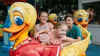 Lucky Ducky ride at Dollywood