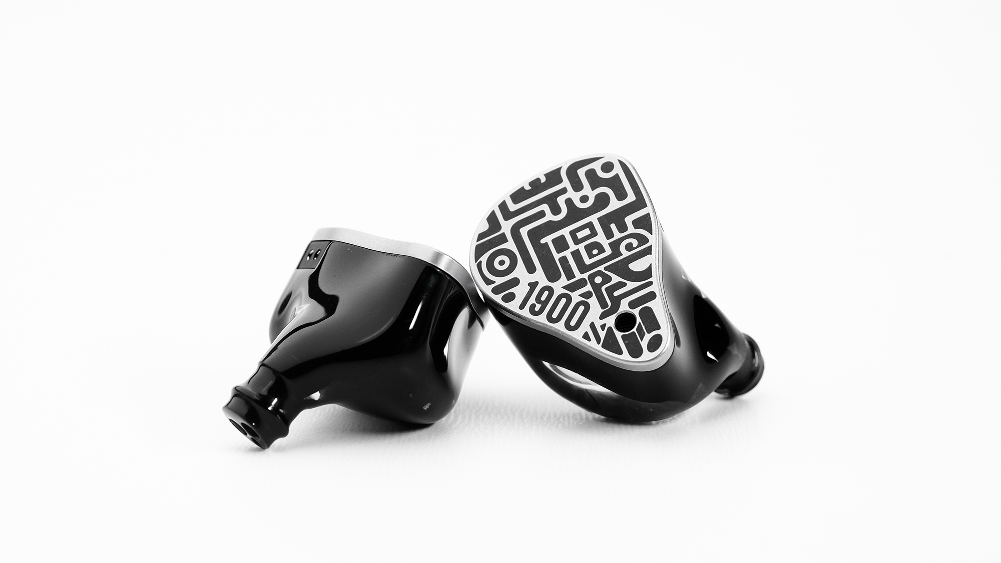 The Binary 1900 IEM.
