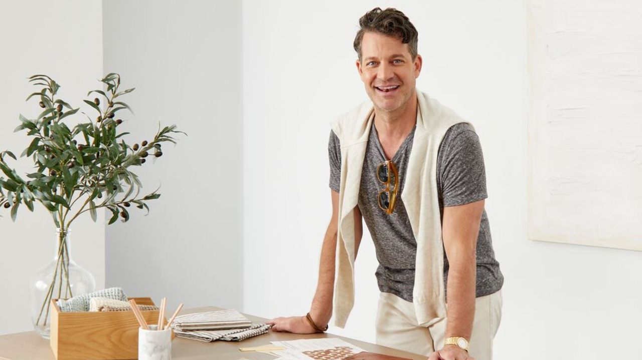 nate berkus by table 