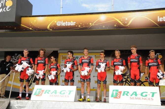 BMC pose for the photographers