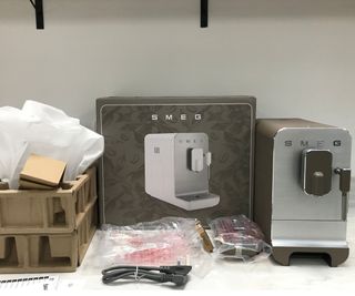 Smeg coffee maker unboxed