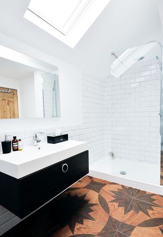 owen-monochrome-bathroom-sink