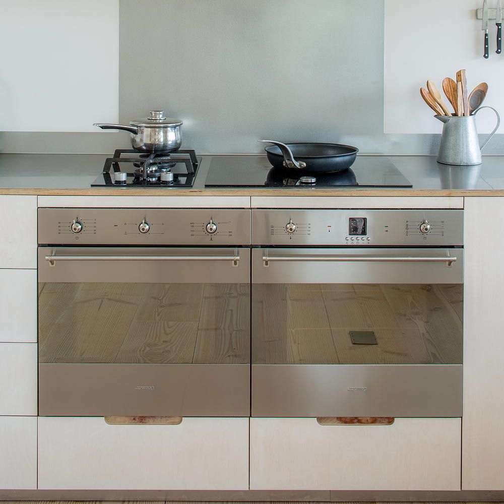 What the drawer under the oven is actually for it's not baking trays