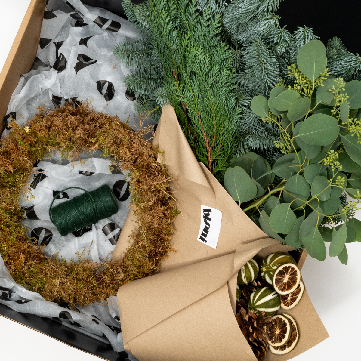 Easy DIY Dried Moss & Lichen Wreath Kit - 2 Sizes