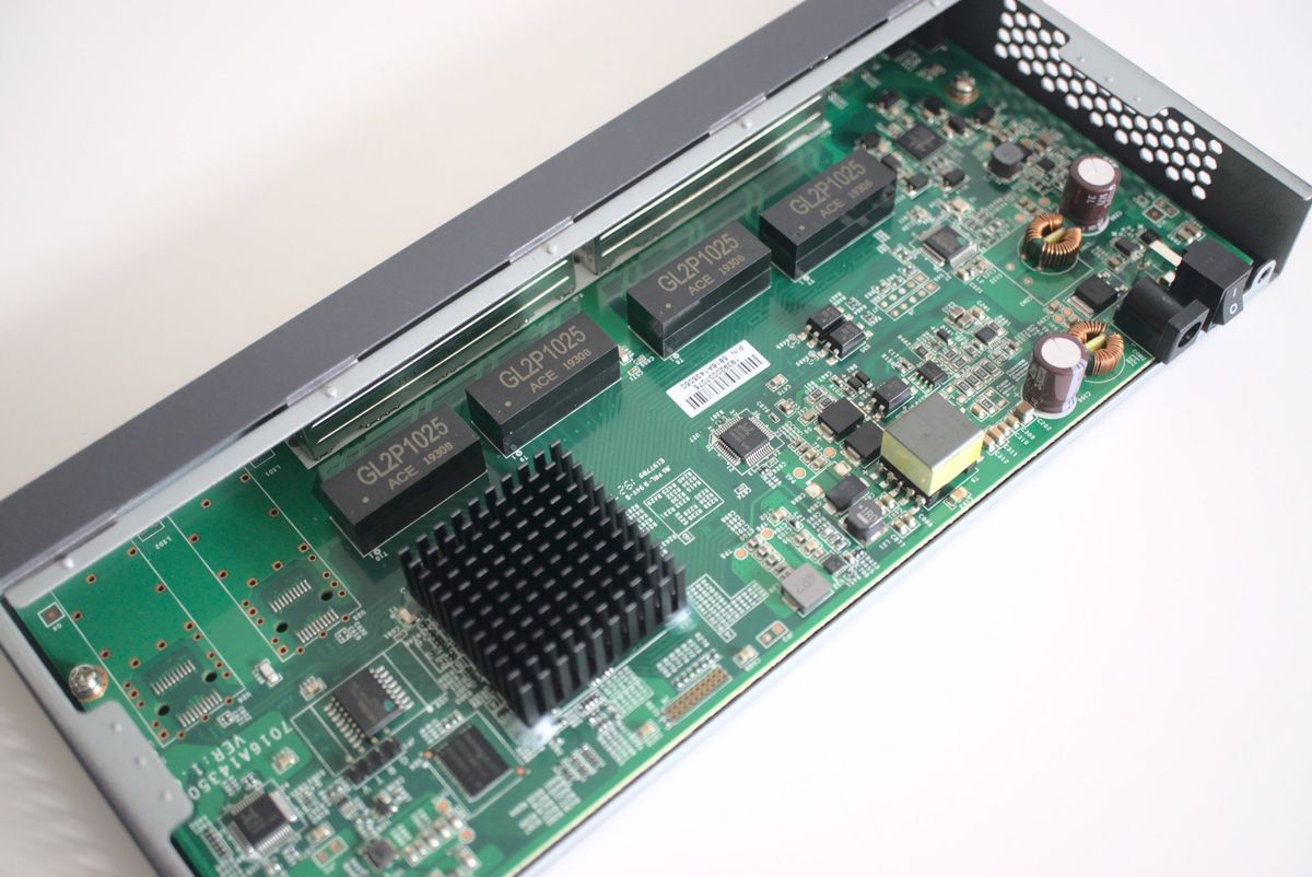 EnGenius ECS1008P