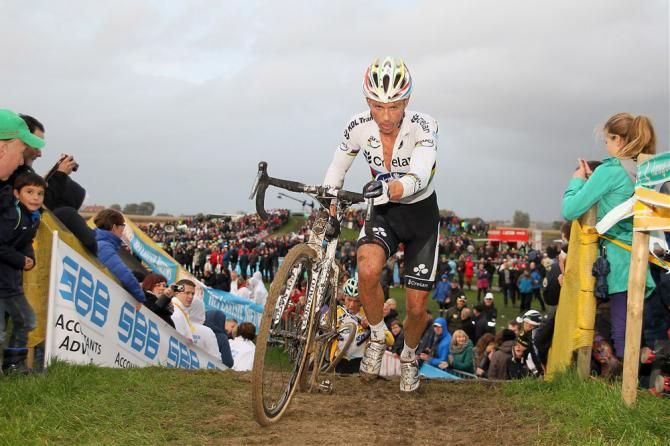 World champion Sven Nys (Crelan KDL) rebounded from a subpar World Cup performance the day before to place second at Superprestige Ruddervoorde